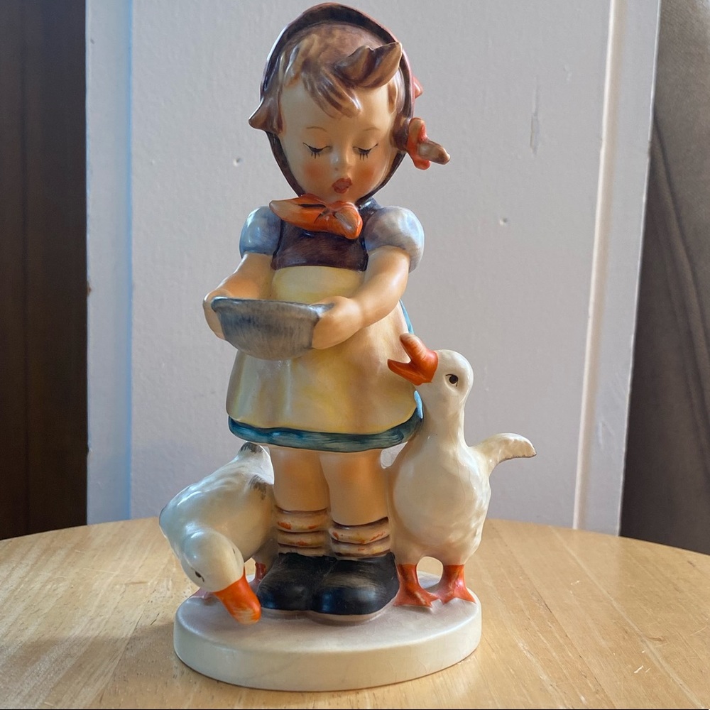 Vintage Hummel Girl feeding ducks, 6 1/2” tall
